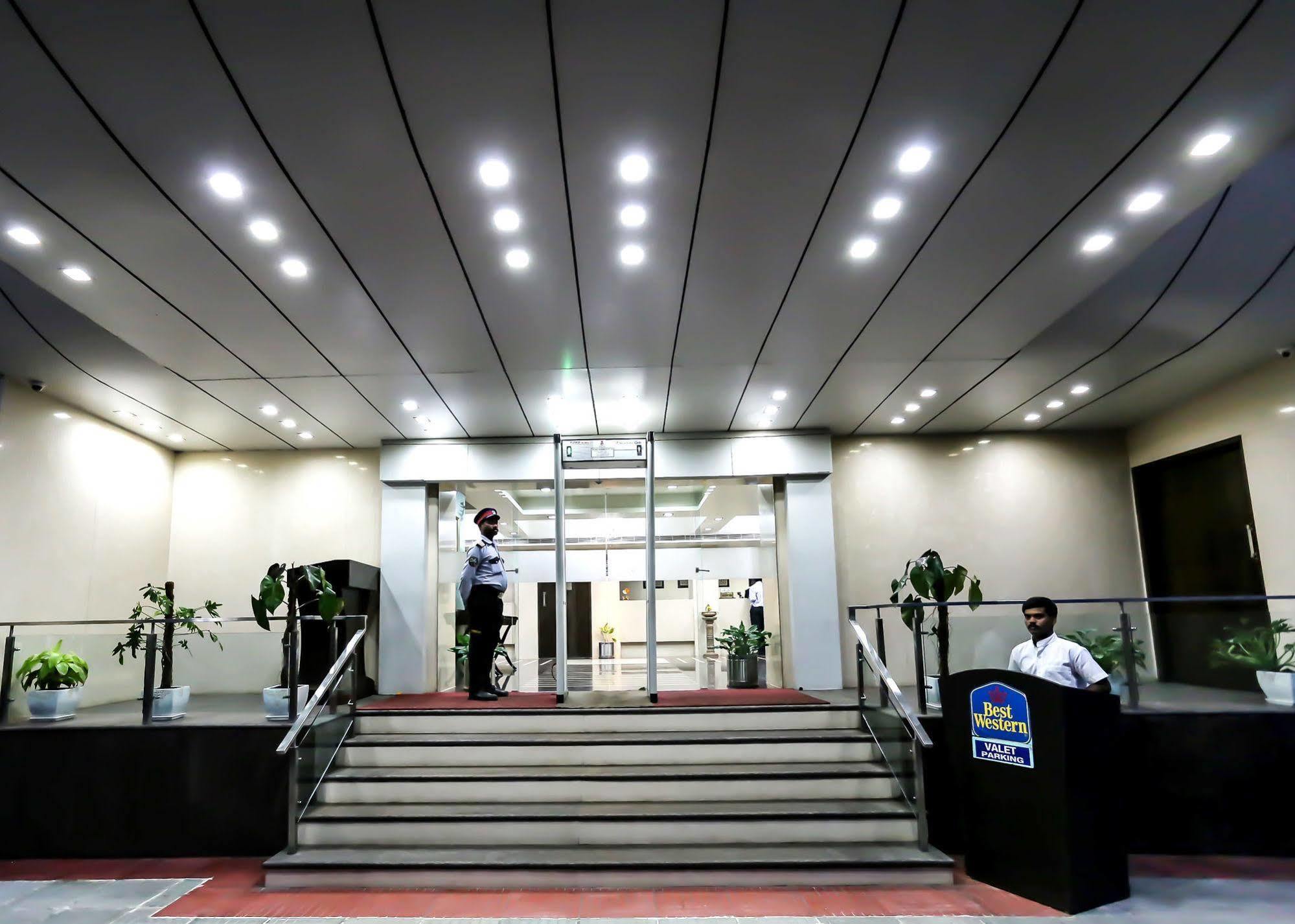Best Western Ramachandra Visakhapatnam Dış mekan fotoğraf